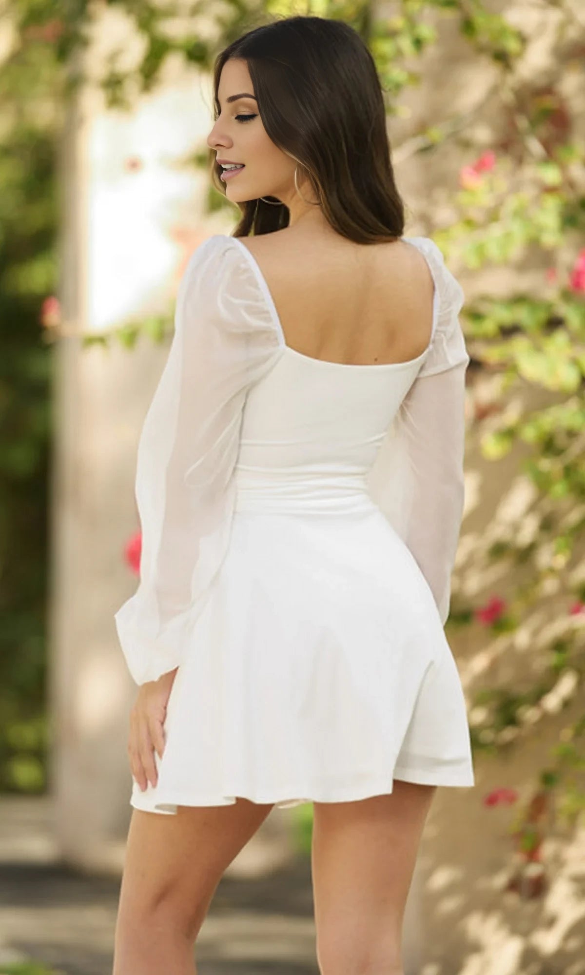 Sexy A-Line V Neck Long Sleeve Open Back Short-Mini Homecoming Dress