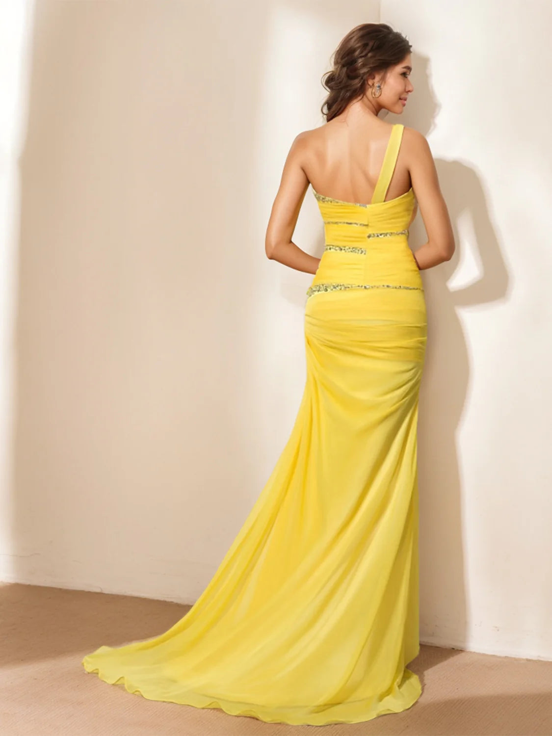 Sheath/Column One-Shoulder Sleeveless Floor-Length Prom Dress with Ruched Sequin Crystals