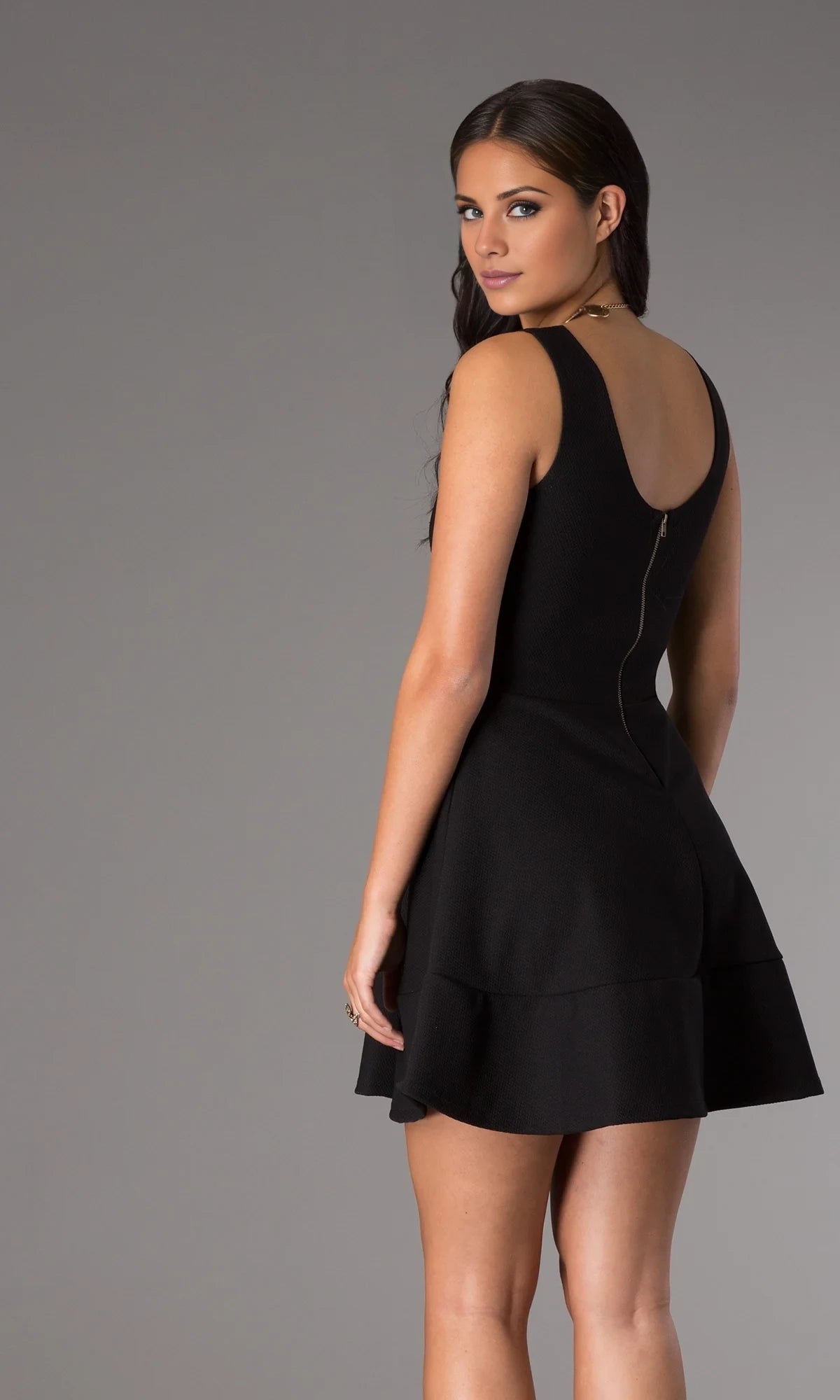 Simple A-Line Scoop Neck Sleeveless Back Zip Short-Mini Homecoming Dress
