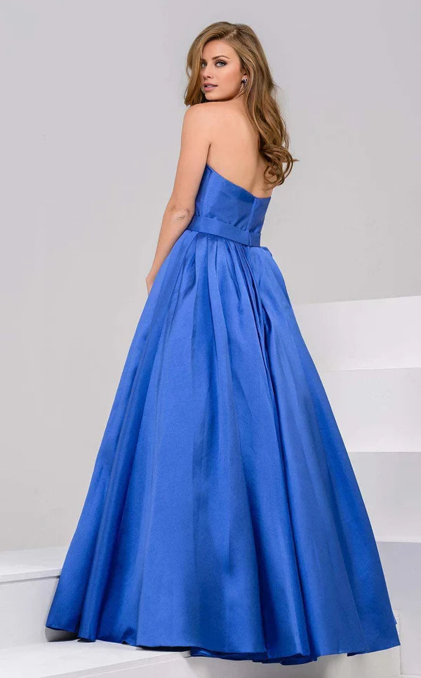 Simple A-Line V Neck Sleeveless Back Zip Floor-Length Evening Dress ﻿