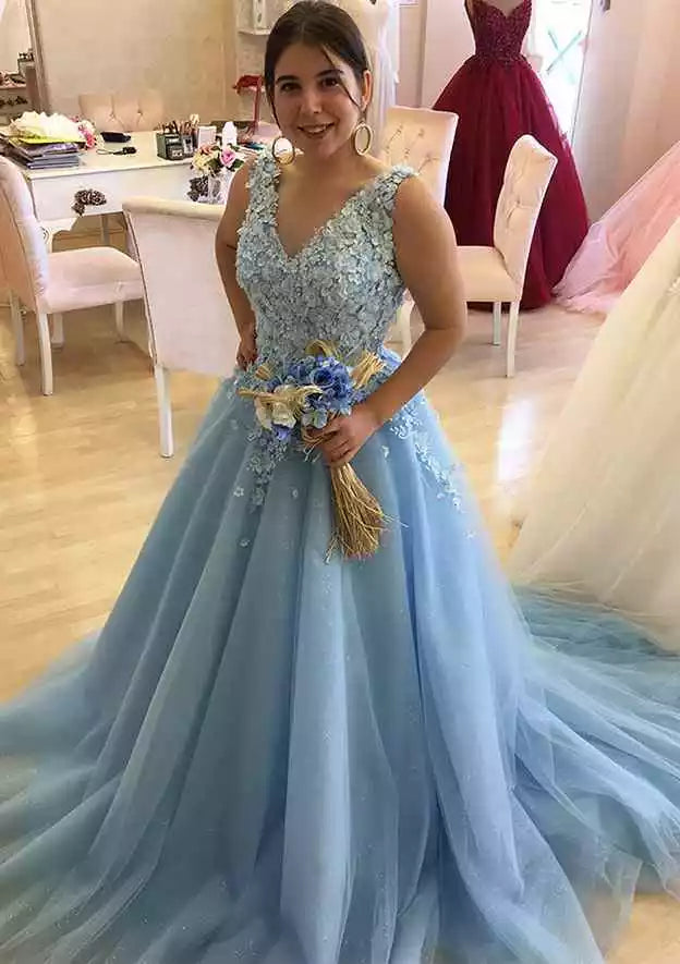 Sky Blue Tulle Floral-Embellished Ball Gown – Romantic & Whimsical Evening Party Dress