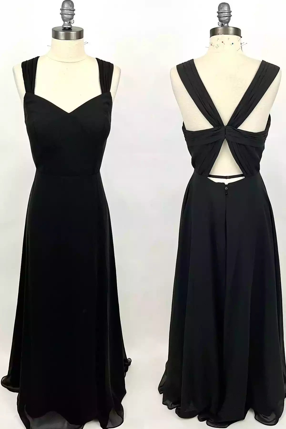 Sleek Black Chiffon Gown with Sweetheart Neck & Twisted Open Back
