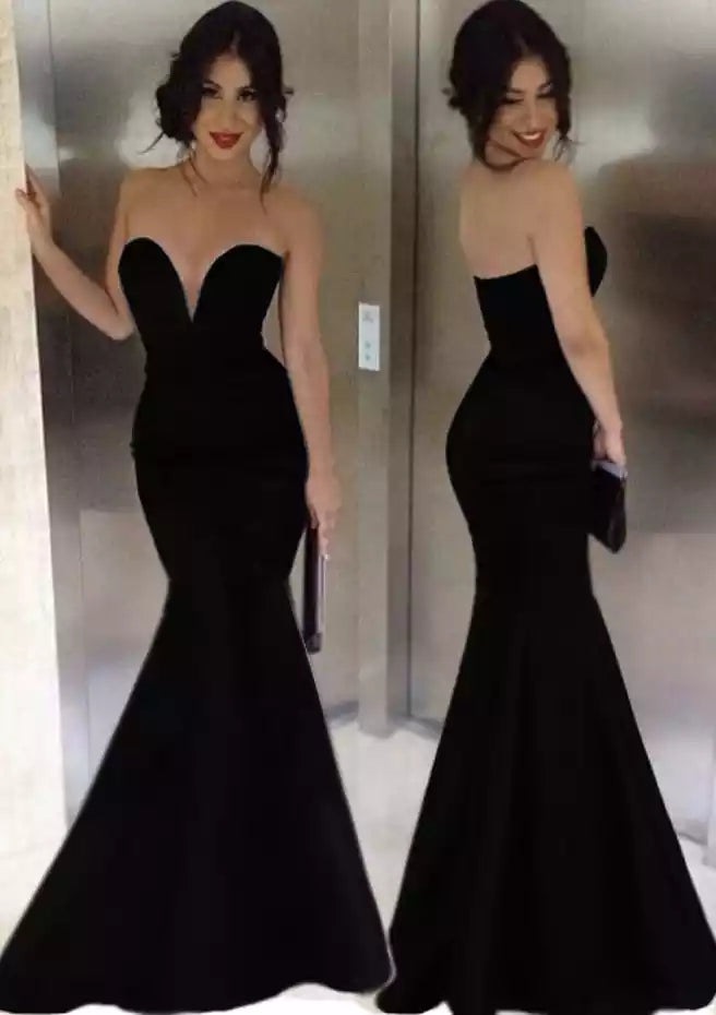 Sleek Black Mermaid Gown with Strapless Plunging V-Neckline