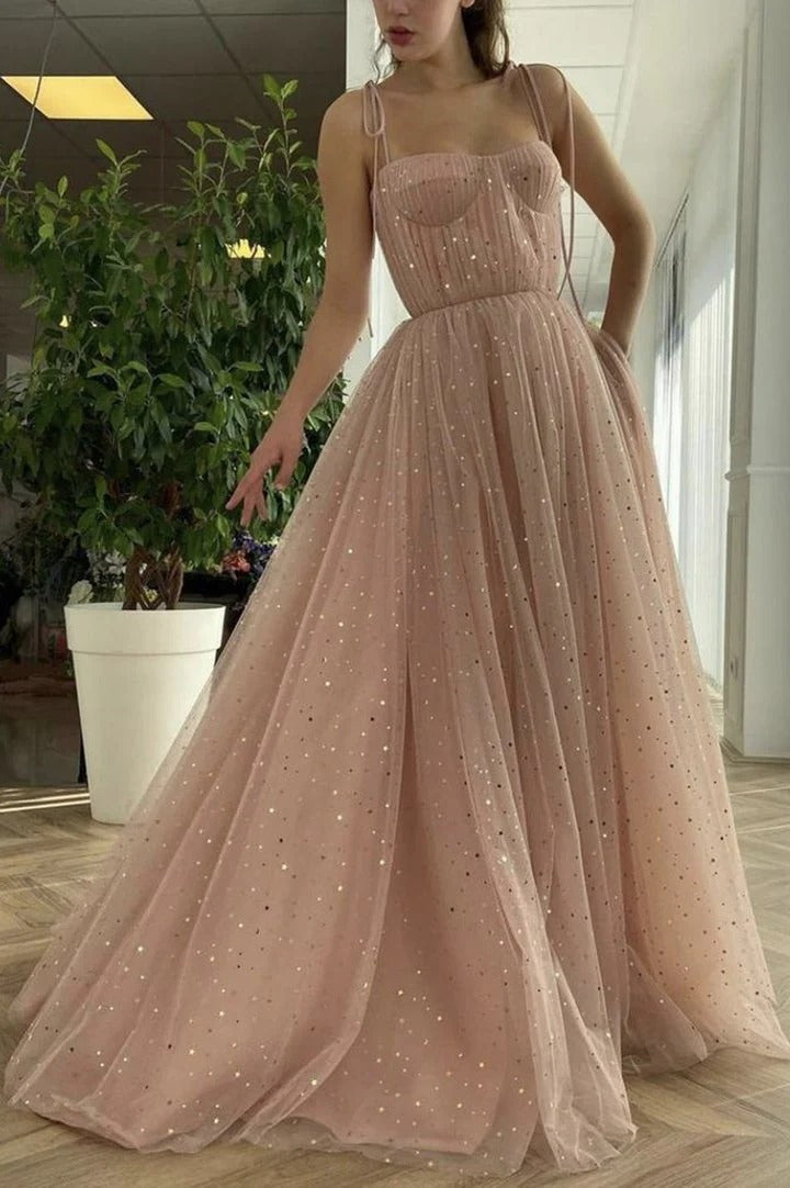 Spaghetti Strap Sweetheart Neck Evening Dress with Pockets & Maxi Length
