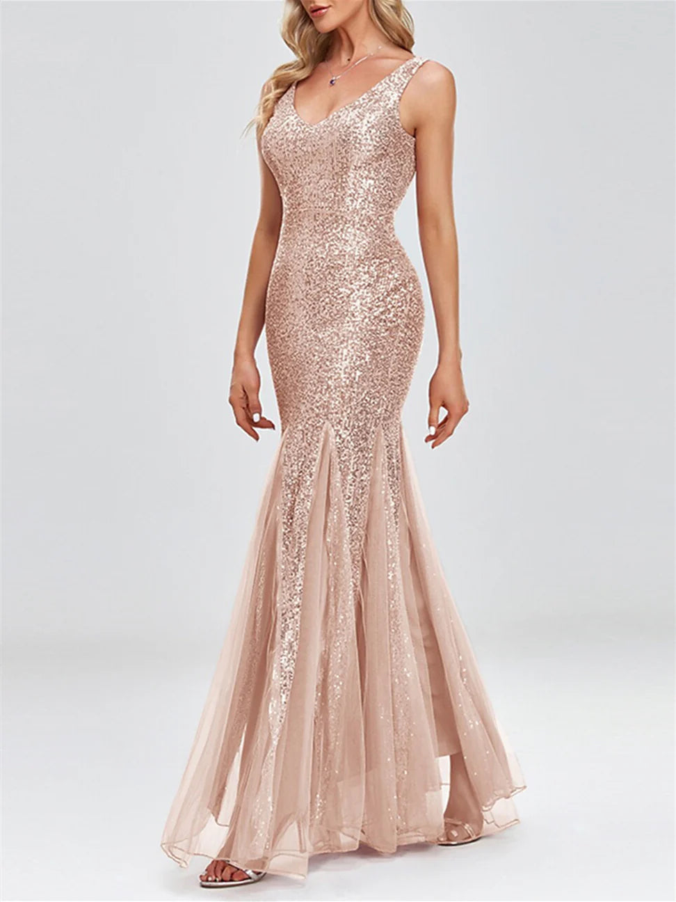 Sparkling Glitter Trumpet/Mermaid Sleeveless V-Neck Floor-Length Evening Dresses