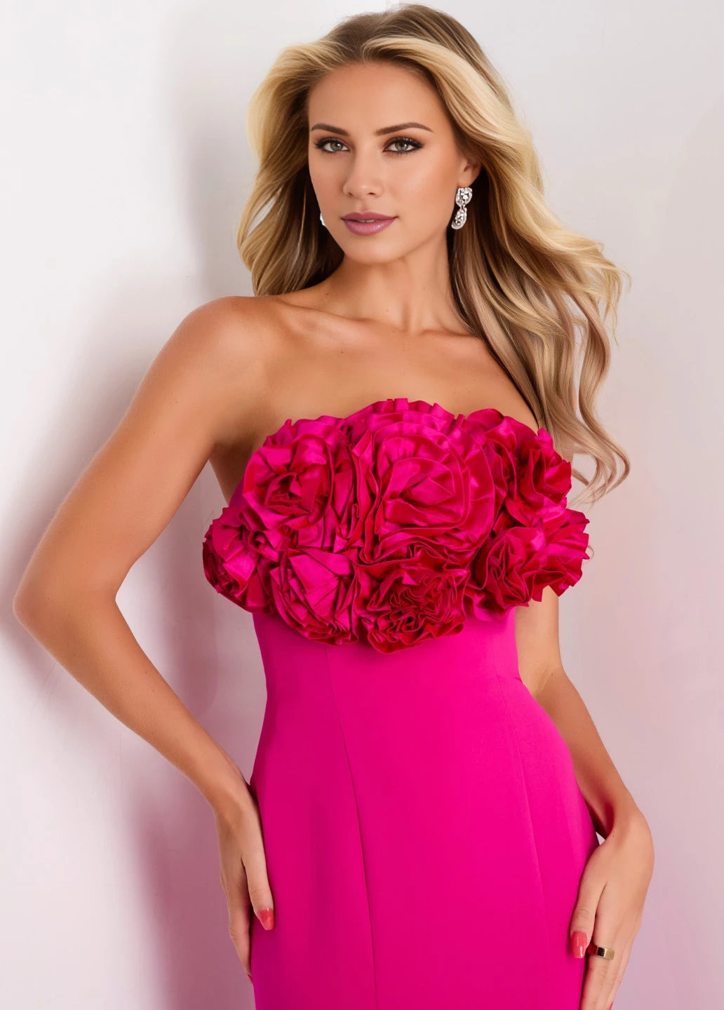Strapless Floral Applique Gown Wrap The Buttocks Evening Dresses