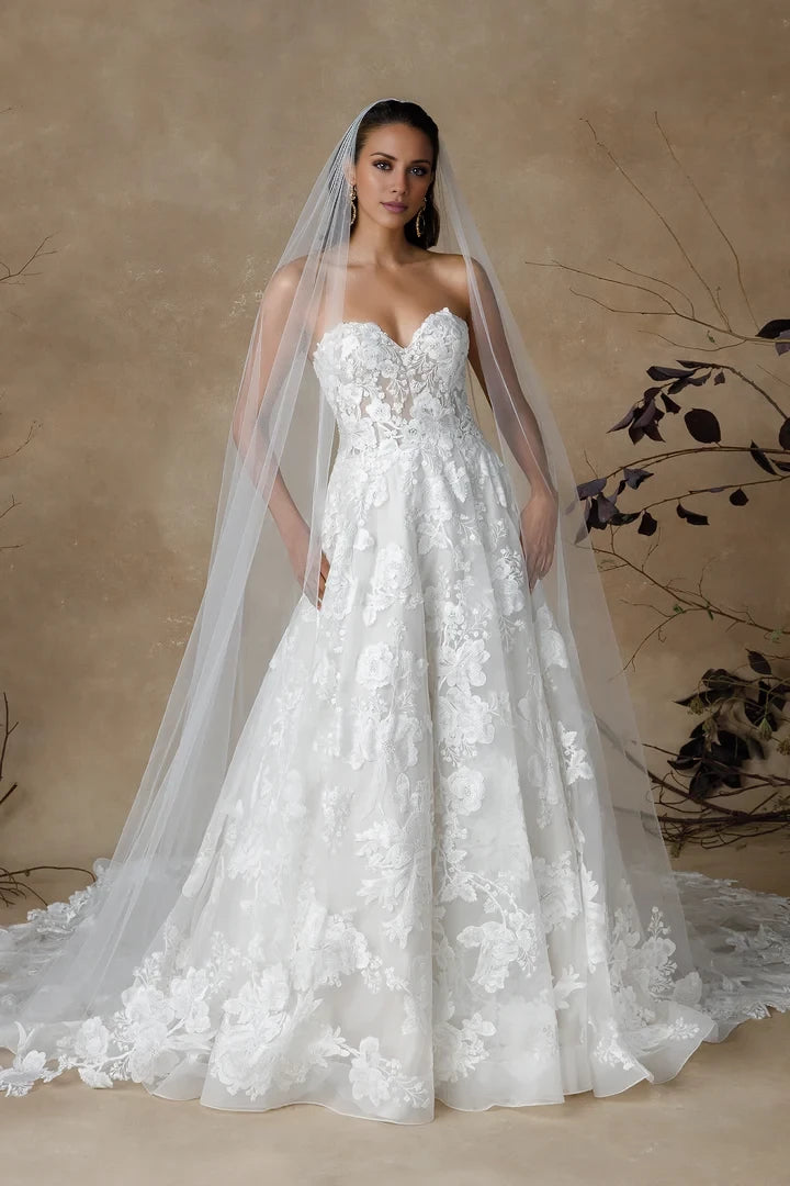 Strapless Organza A-Line Wedding Dress with Lace Appliqués Wedding Dresses
