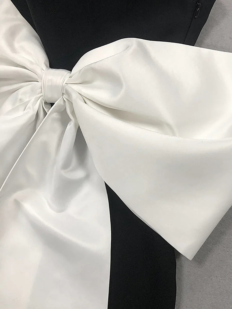 Strapless Sweetheart Neck Oversized Satin Bow Back Mermaid Evening Dress Bodycon Floor Length Formal Party Prom Gown with Back Slit