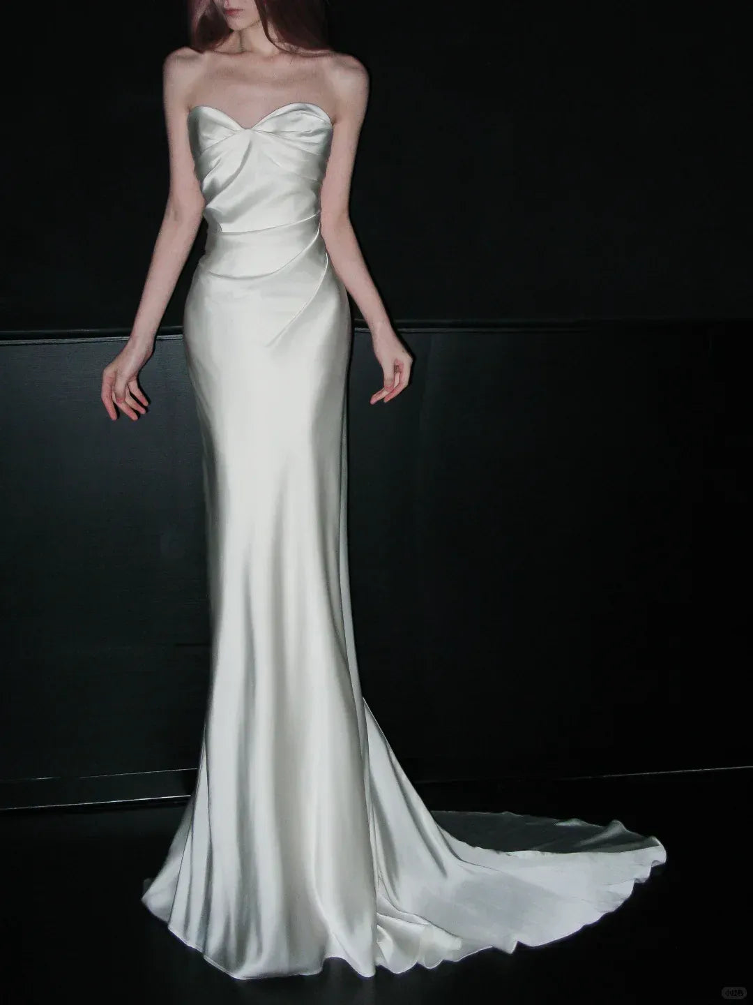 Timeless Sheath Strapless Sweetheart-Neck Ivory Satin Gown