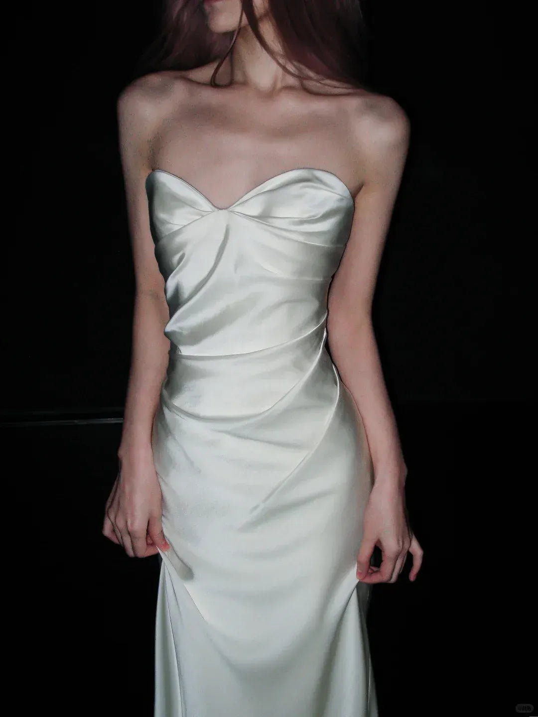 Timeless Sheath Strapless Sweetheart-Neck Ivory Satin Gown