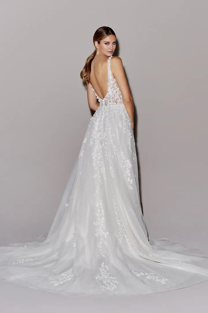 Tulle A-Line Wedding Gown with Lace Appliqués and 3D Florals Wedding Dresses