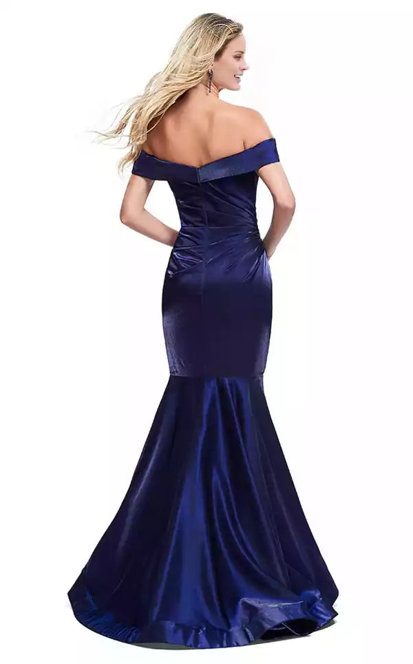 Velvet Off shoulder Neckline Long Wrap The Buttocks Mermaid Evening Dress