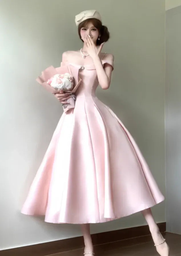 Vintage Sweetheart Neck A-Line Evening Dress with High Waist & Tea Length