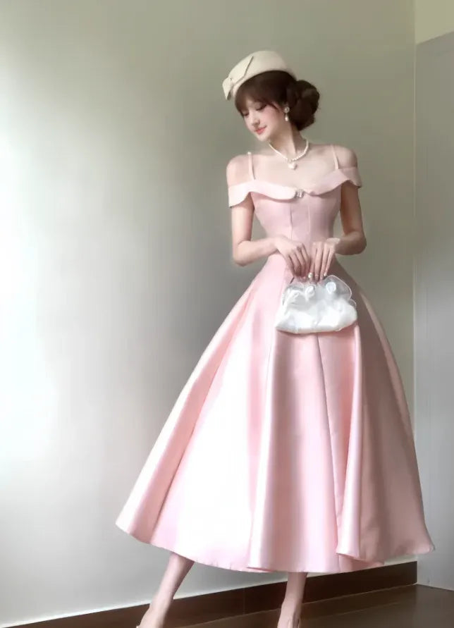 Vintage Sweetheart Neck A-Line Evening Dress with High Waist & Tea Length
