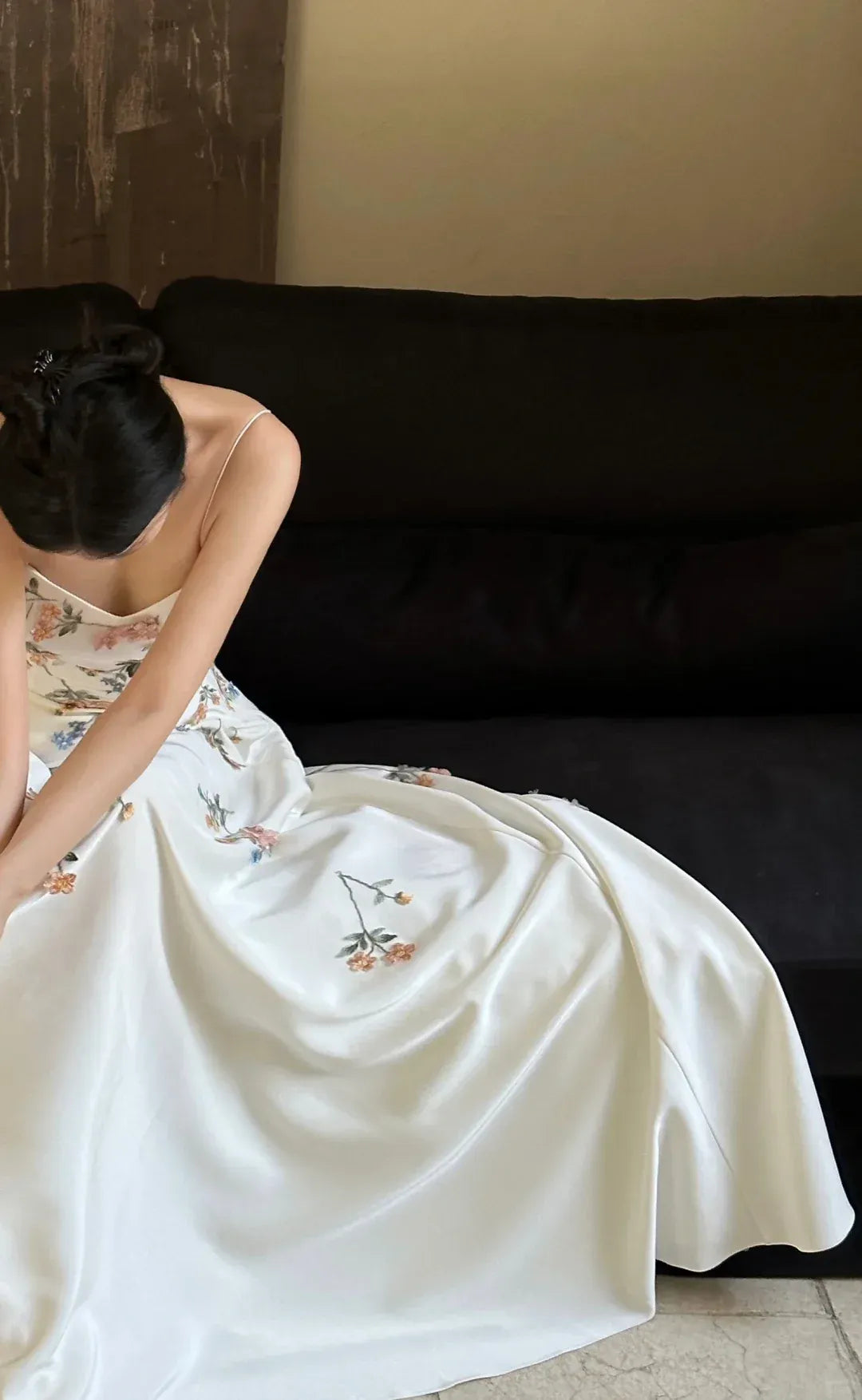 White Floral Embroidered Wedding Gown – Spaghetti Strap A-Line Formal Dress with Train