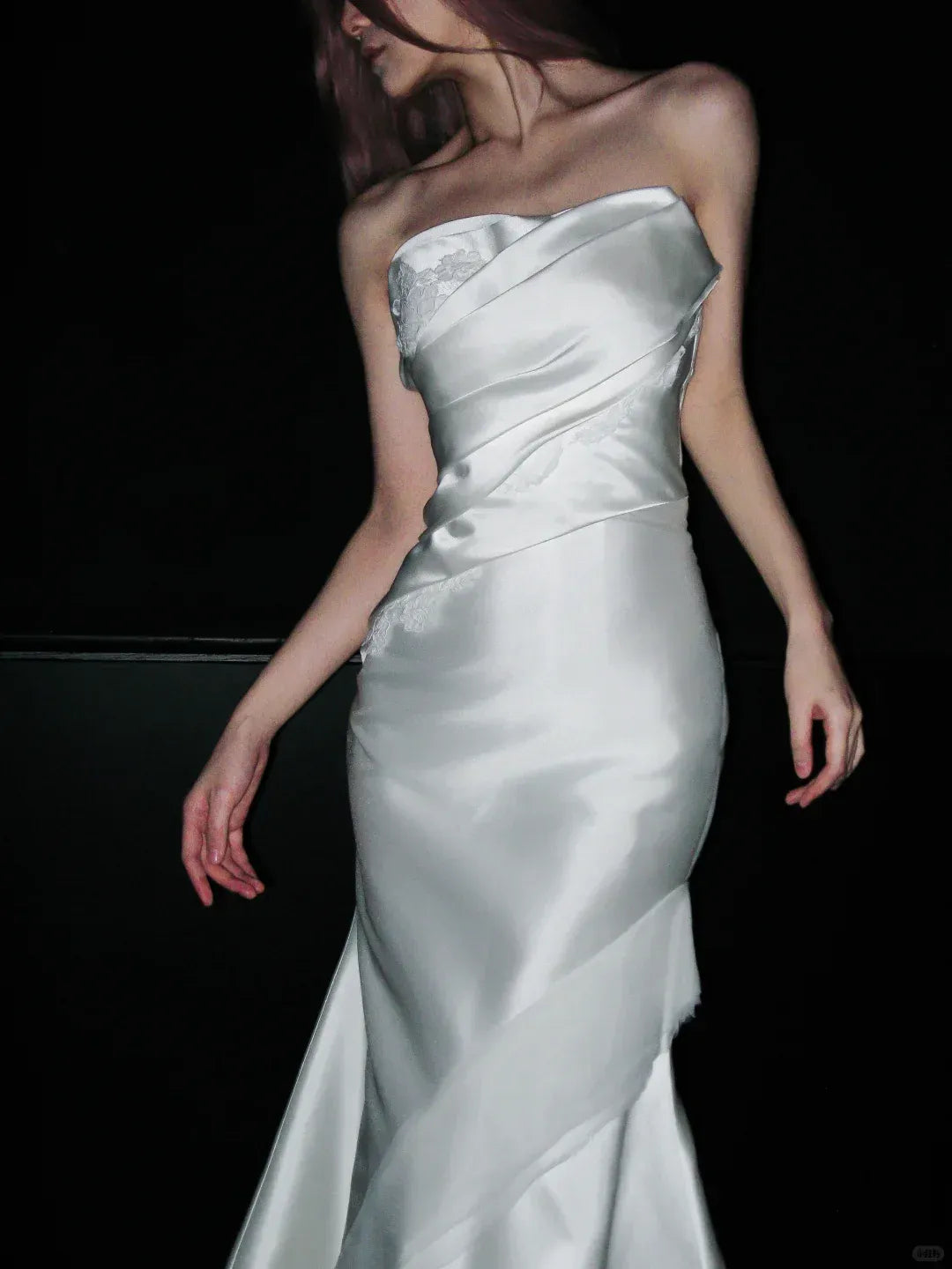 White Satin Mermaid Gown – Strapless Lace-Appliqué Prom Dress with Train
