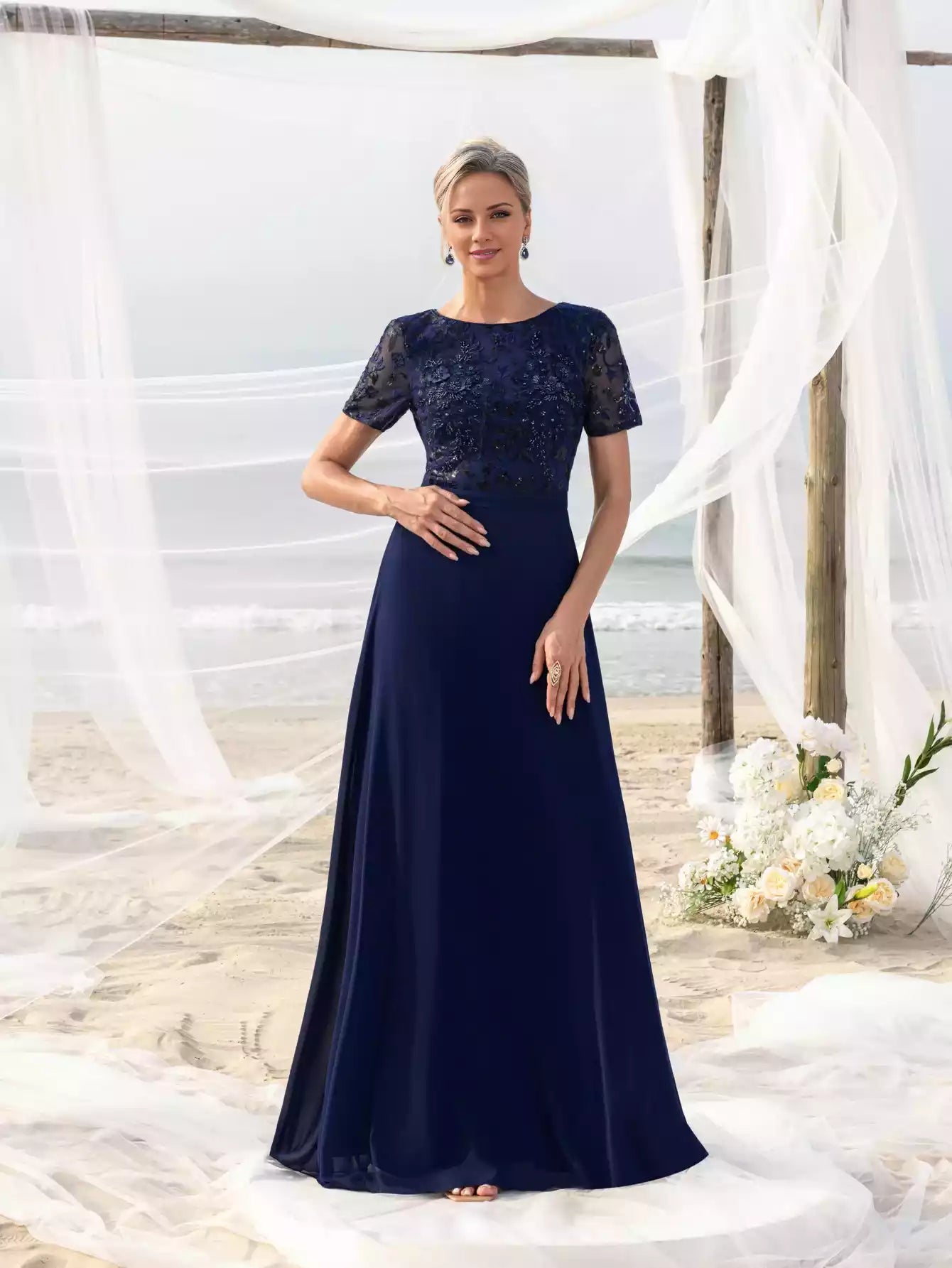 Womens' with Intricate Floral Appliqué Flowing Chiffon Mother of the Bride Dress