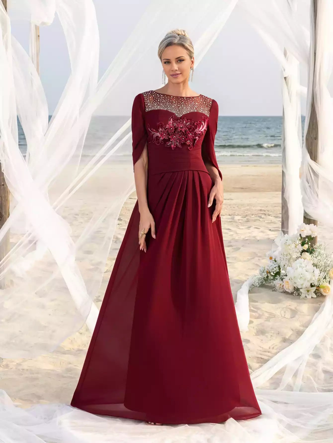 Womens' with Rhinestone Neckline Floral Appliqué Floor Length Chiffon Mother of the Bride Dress