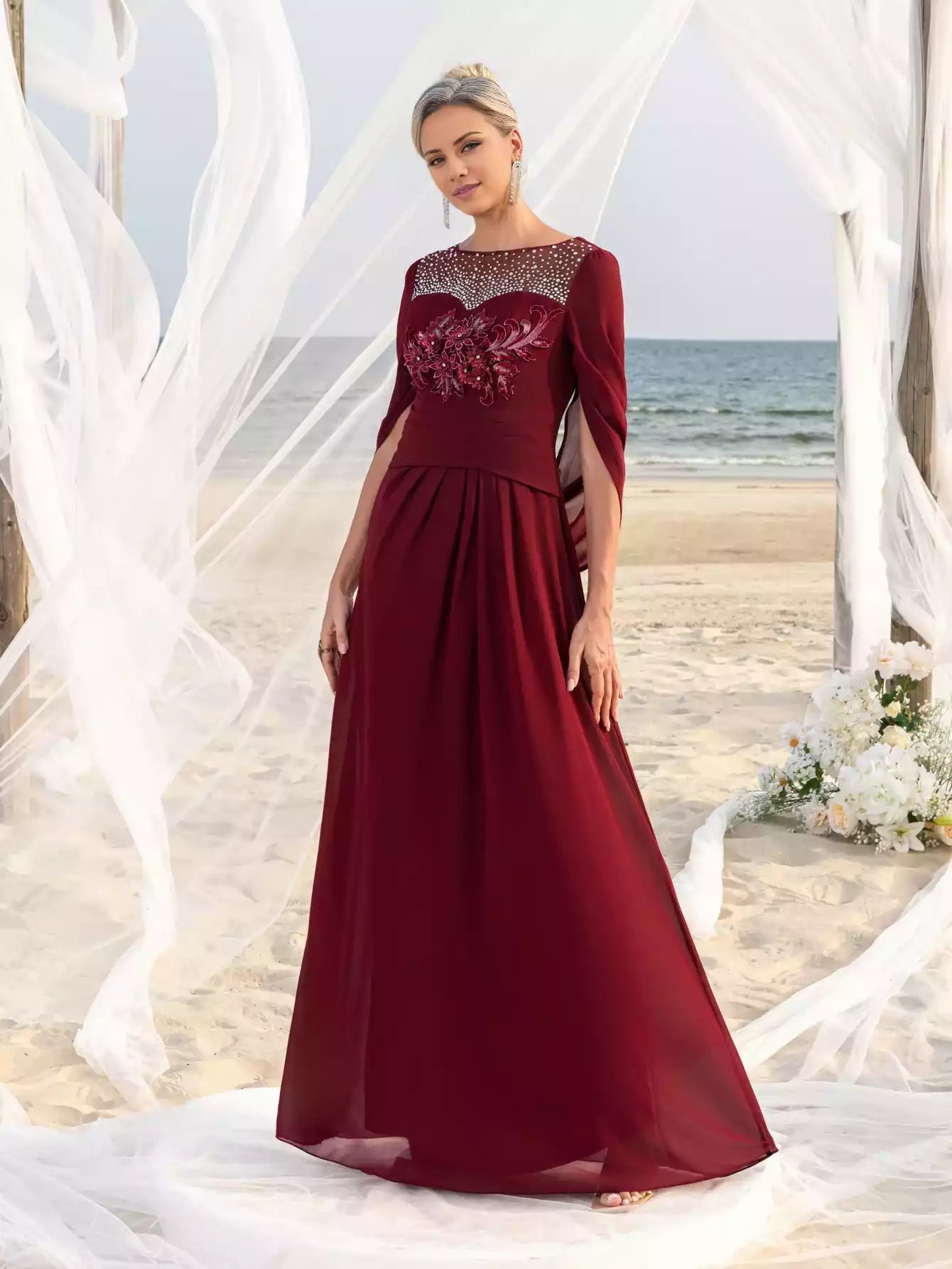 Womens' with Rhinestone Neckline Floral Appliqué Floor Length Chiffon Mother of the Bride Dress